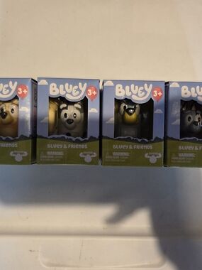 Lot Of 4 Bluey Character Mini Figures